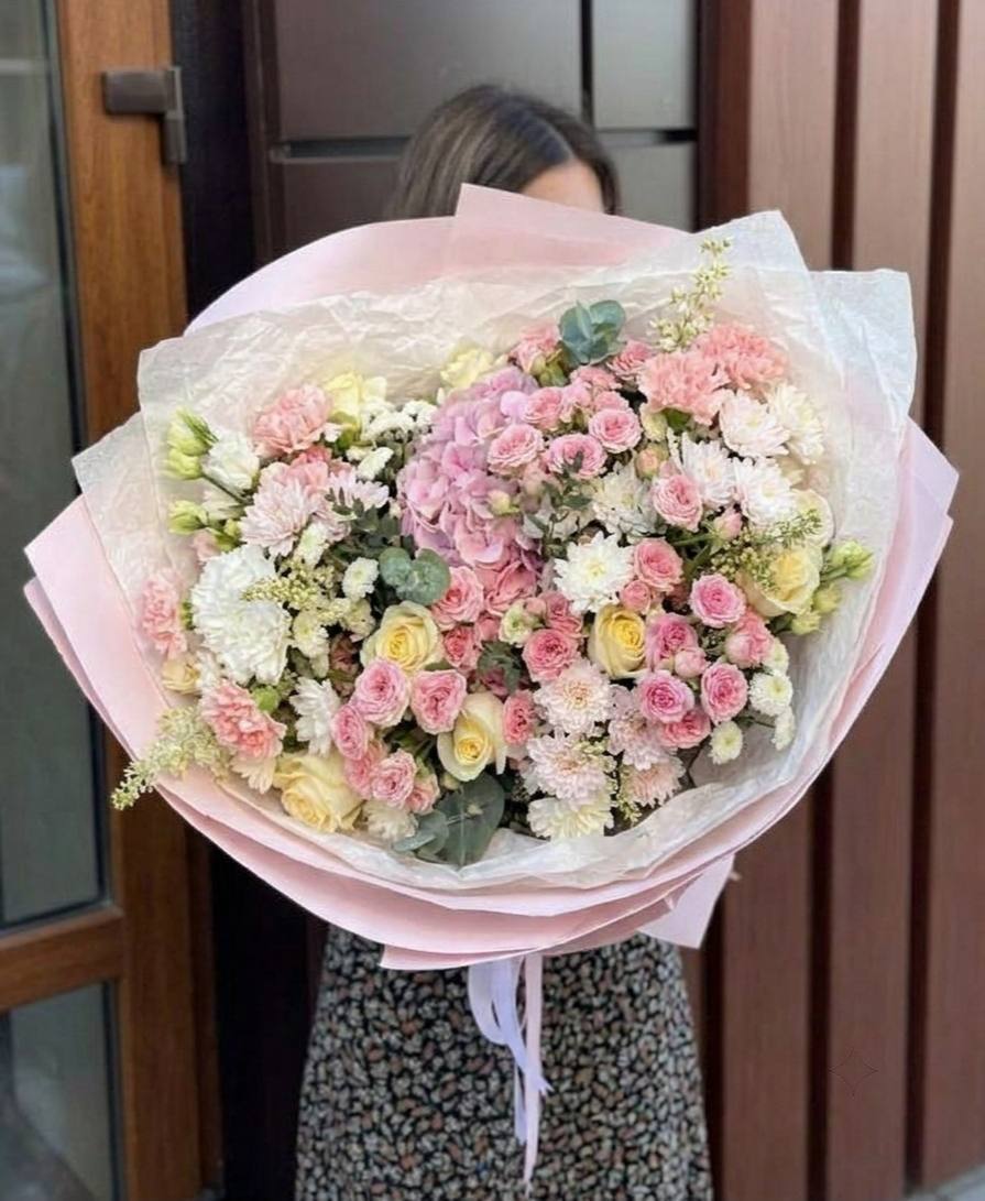 Авторский букет «Не оторвать глаз»